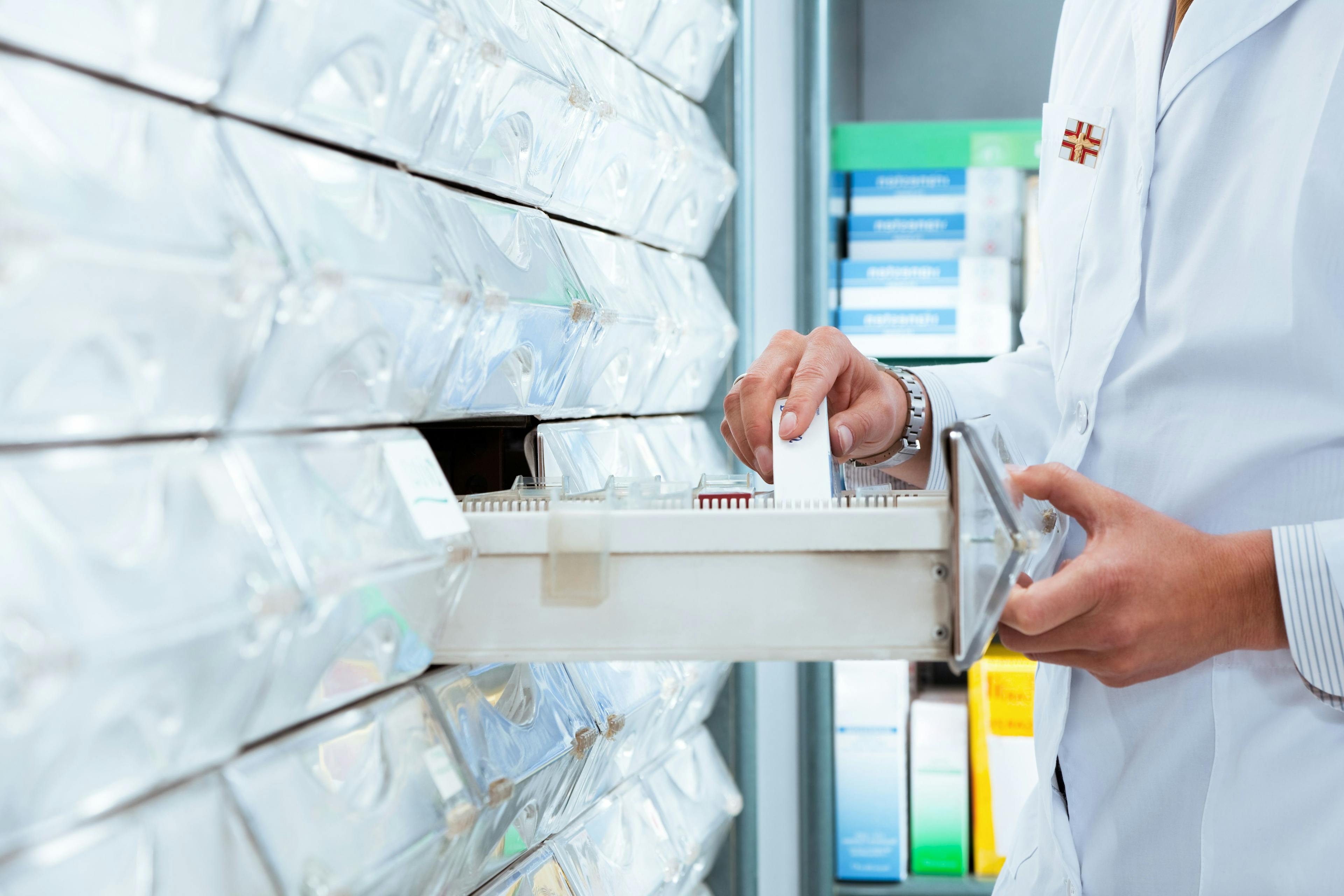 AI Tracking Can Increase Drug Delivery Efficiency for Specialty Pharmacies